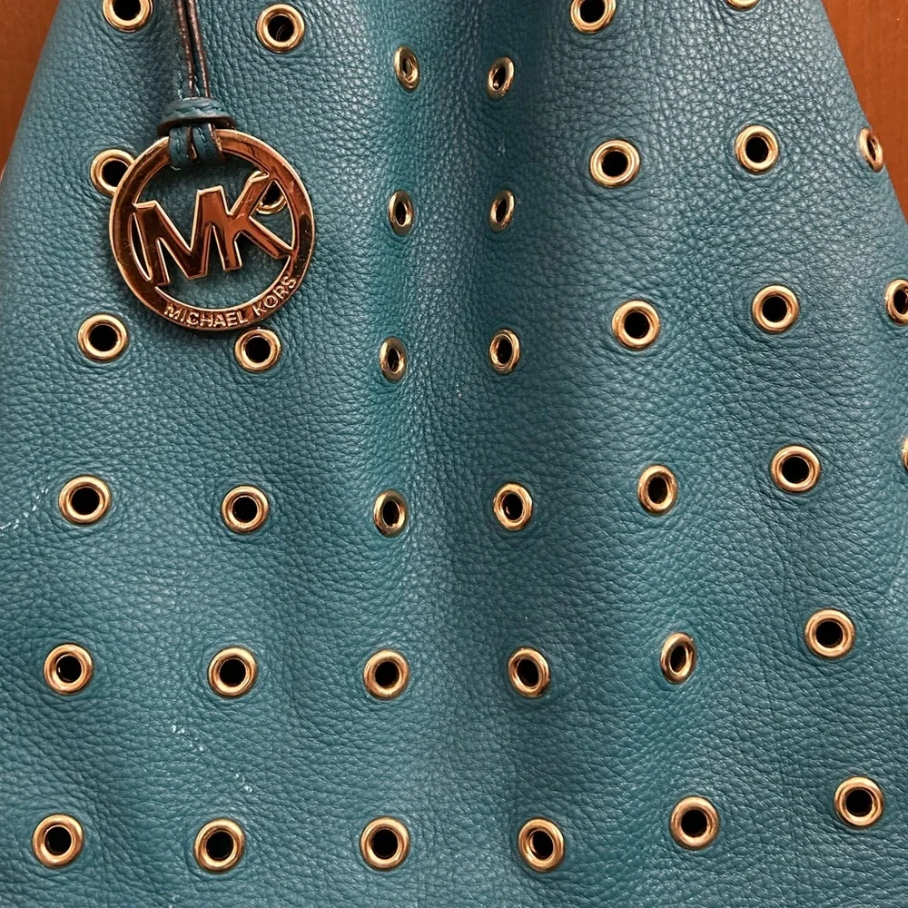 Michael Kors Teal Leather Eyelet Shoulder Bag - Picture 2 of 16